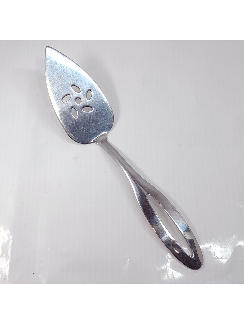 Vintage Michael Graves Design Stainless Steel Pie Cake Server utensil pastry